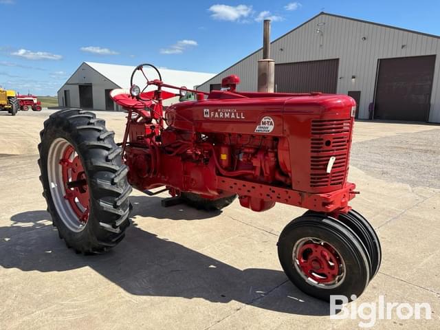 Image of Farmall Super M-TA equipment image 2
