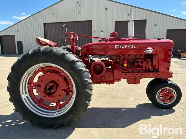 Image of Farmall Super M-TA equipment image 3