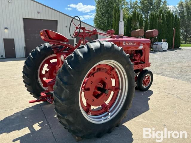 Image of Farmall Super M-TA equipment image 4
