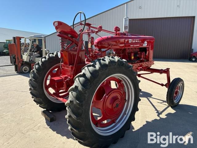 Image of Farmall Super MV equipment image 4
