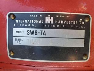 Main image International Harvester Super W6 9