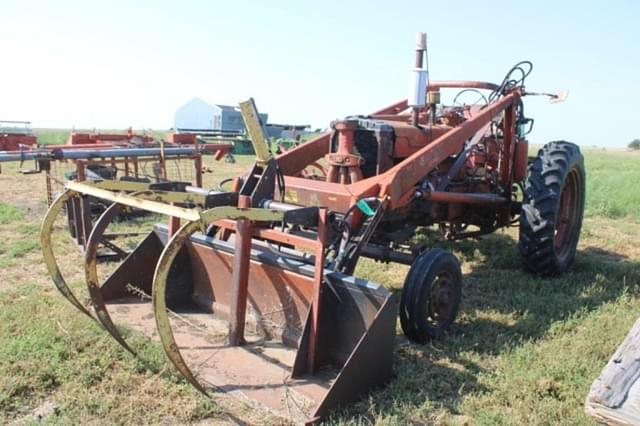 Image of Farmall MTA equipment image 1