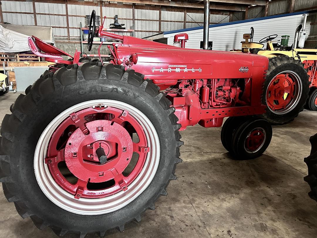 Image of Farmall 400 Primary Image