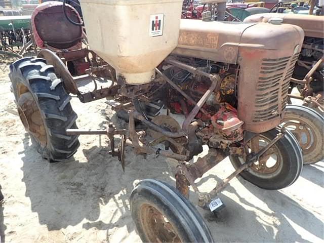 Image of Farmall Super A equipment image 3