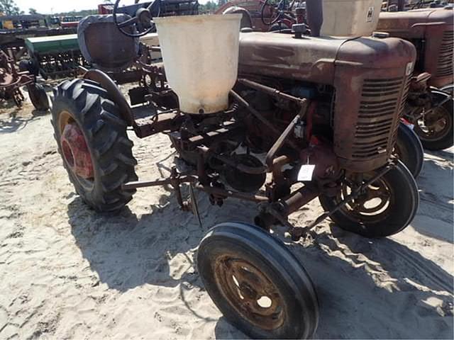 Image of Farmall Super A equipment image 2