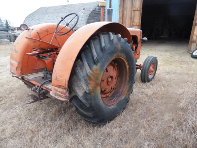 Image of J.I. Case 500 equipment image 3