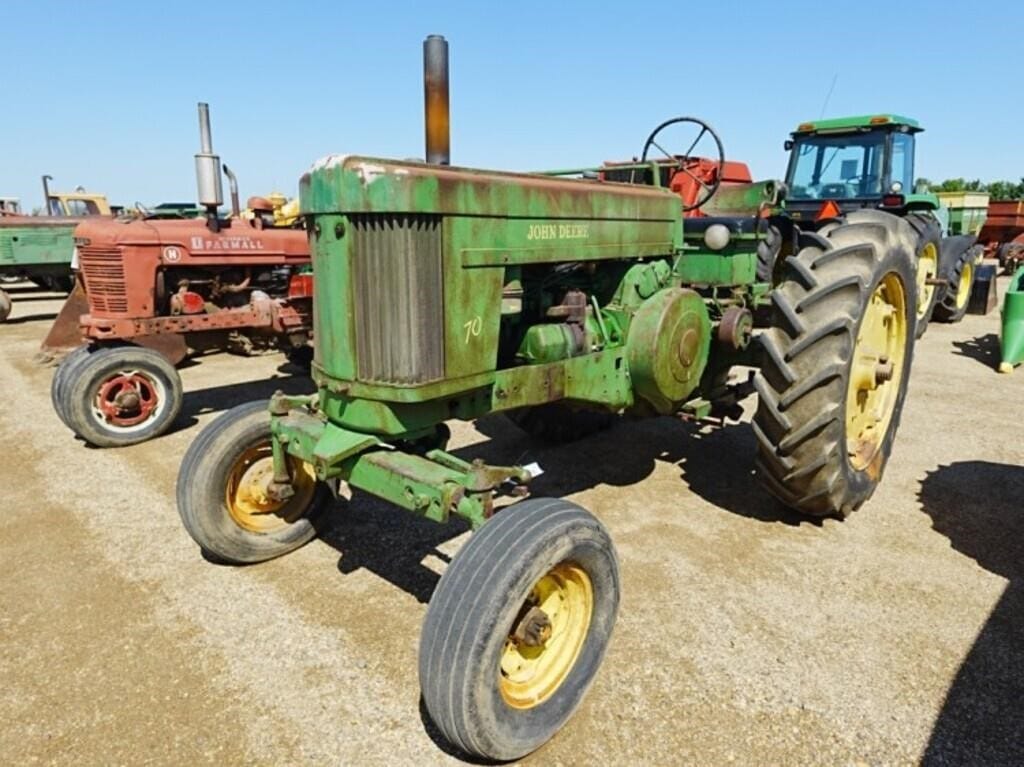 1954 John Deere 70 Equipment Image0