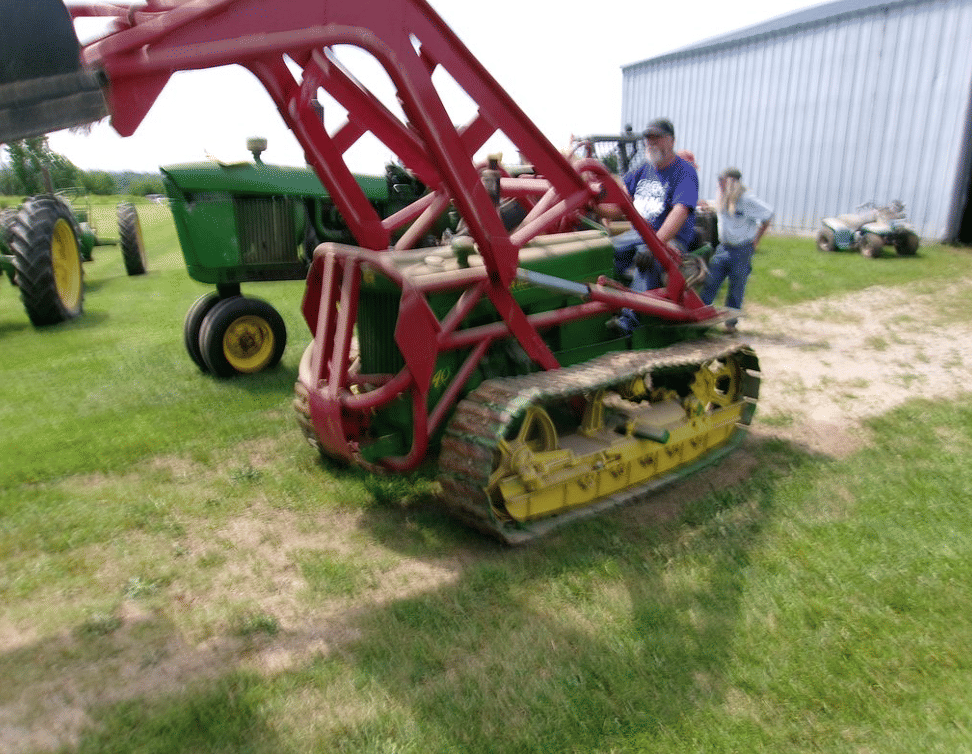 Image of John Deere 40 Image 1