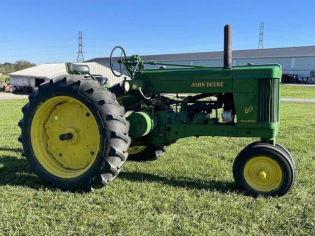 Image of John Deere 60 equipment image 2