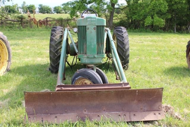 Image of John Deere 60 equipment image 2