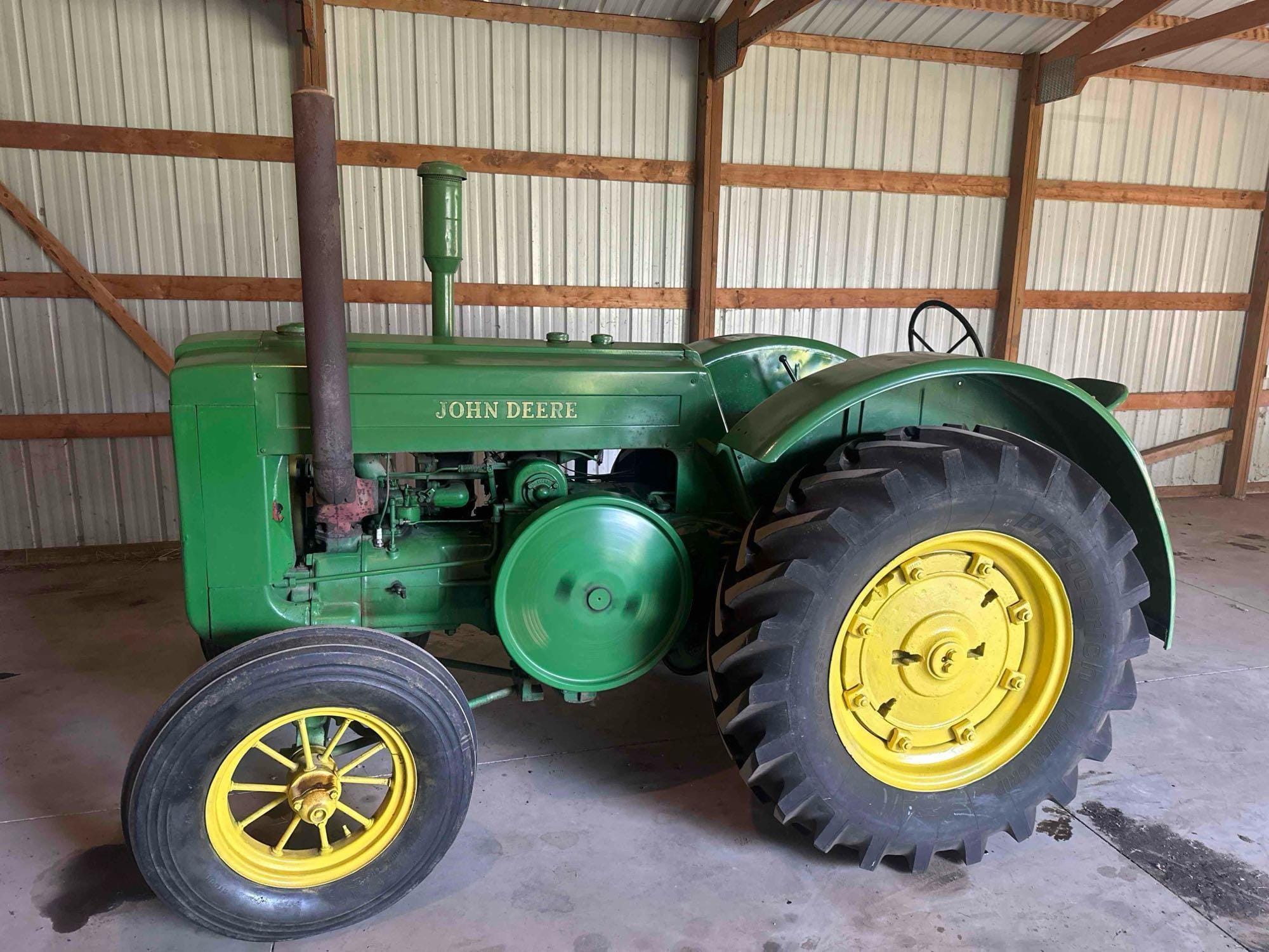 Main image John Deere D