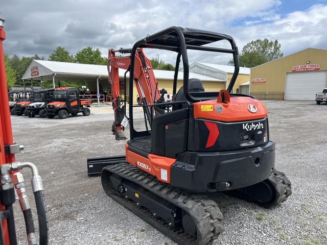 Image of Kubota KX057-5 equipment image 4