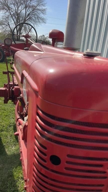 Image of Farmall Super M-TA equipment image 4