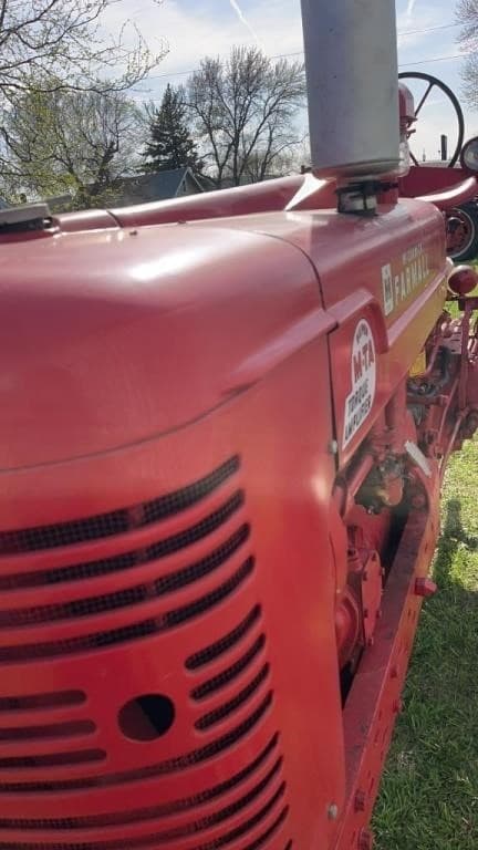 Image of Farmall Super M-TA equipment image 3