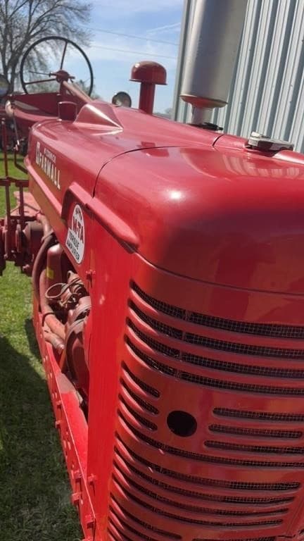 Image of Farmall Super M-TA equipment image 4