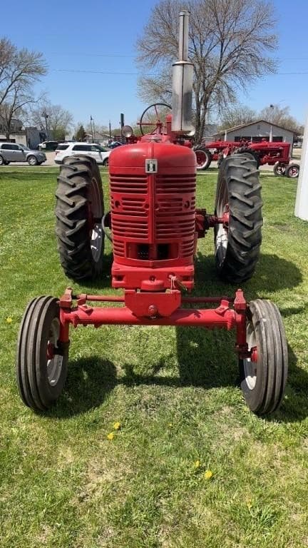 Image of Farmall Super M-TA equipment image 2