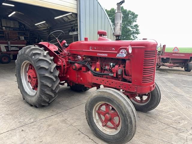 Image of McCormick-Deering W-6 equipment image 3
