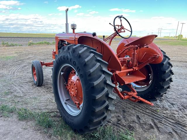 Image of Allis Chalmers WD45 equipment image 3