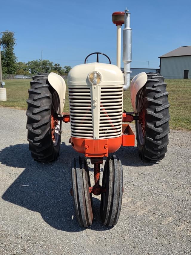 Image of J.I. Case 411 equipment image 1