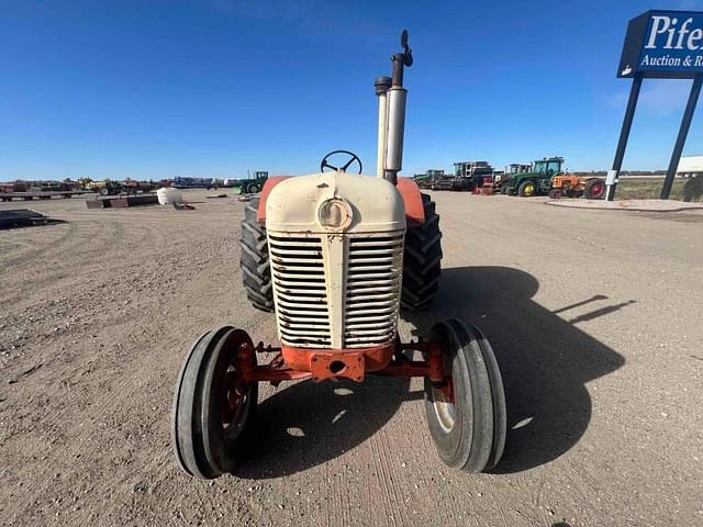 Image of Farmall 400 equipment image 2