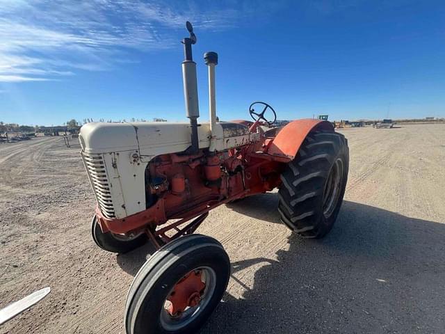 Image of Farmall 400 equipment image 3