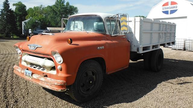 Image of Chevrolet 4100 equipment image 2
