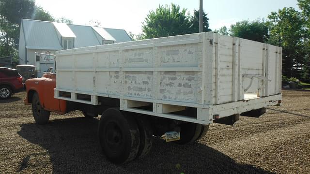 Image of Chevrolet 4100 equipment image 4
