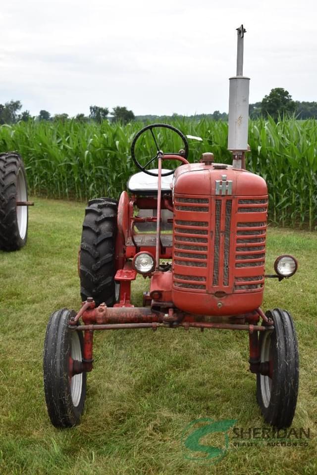 Image of Farmall 100 equipment image 1