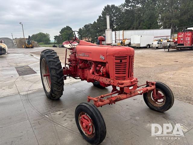 Image of Farmall 300 equipment image 3