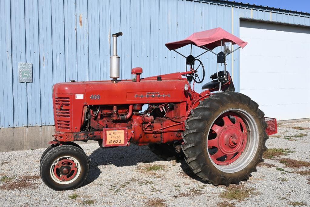 Main image Farmall 400