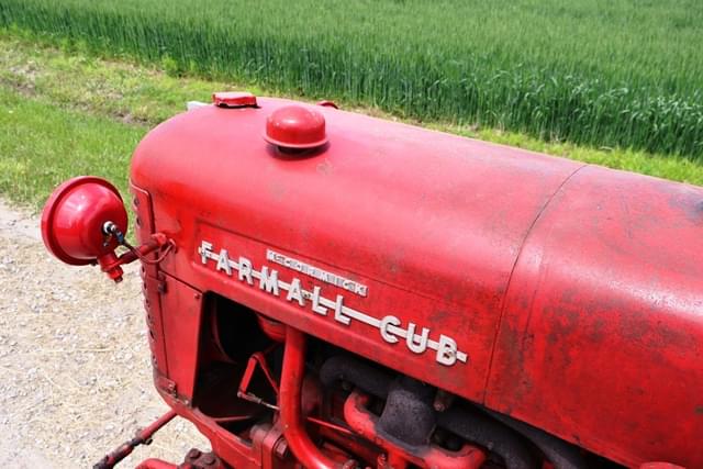 Image of Farmall Cub equipment image 3