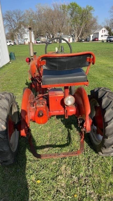 Image of Farmall Cub equipment image 4