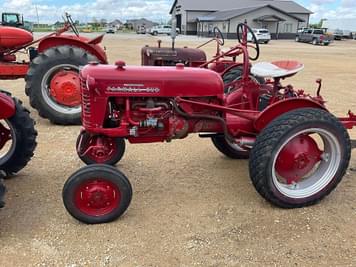 Main image Farmall Cub