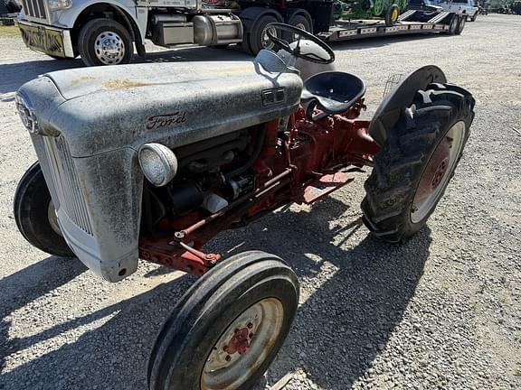 Image of Ford 650 equipment image 1