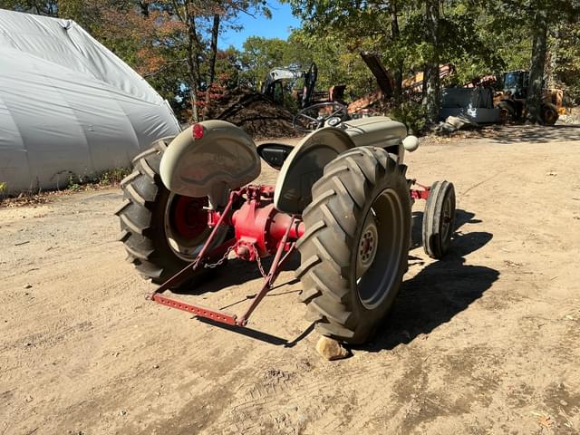 Image of Ford 640 equipment image 4