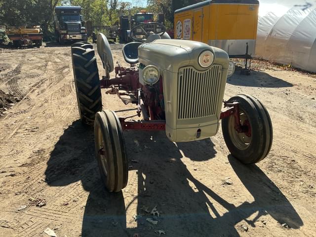 Image of Ford 640 equipment image 2