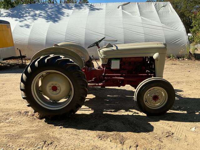 Image of Ford 640 equipment image 3