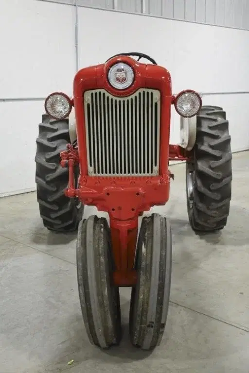 Image of Ford 741 equipment image 4