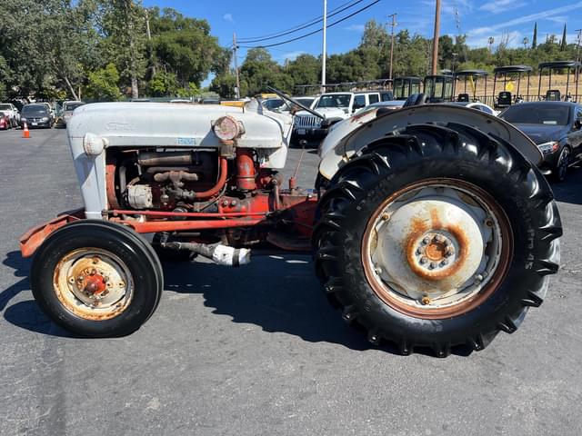 Image of Ford 800 equipment image 2