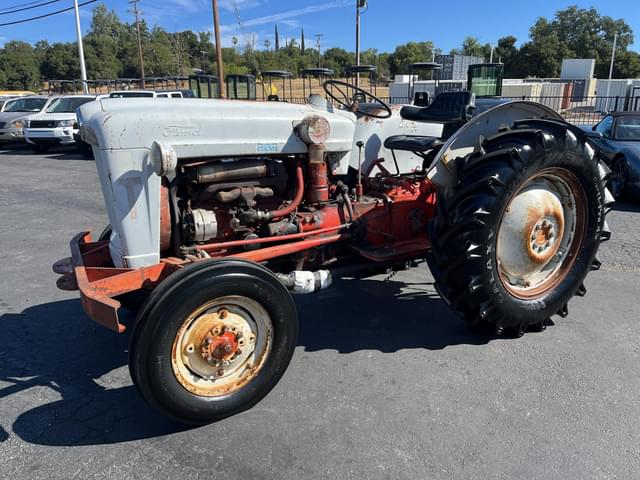 Image of Ford 800 equipment image 1