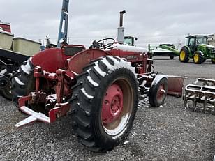 Main image International Harvester 300 3