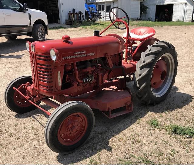Image of International Harvester Cub Lo-Boy equipment image 3