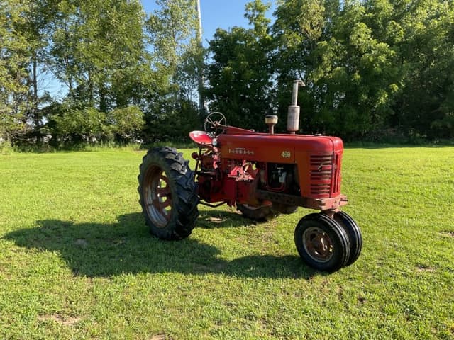 Image of International Harvester 400 equipment image 2
