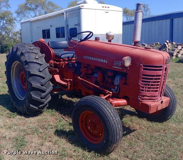 Image of International Harvester 300 equipment image 2