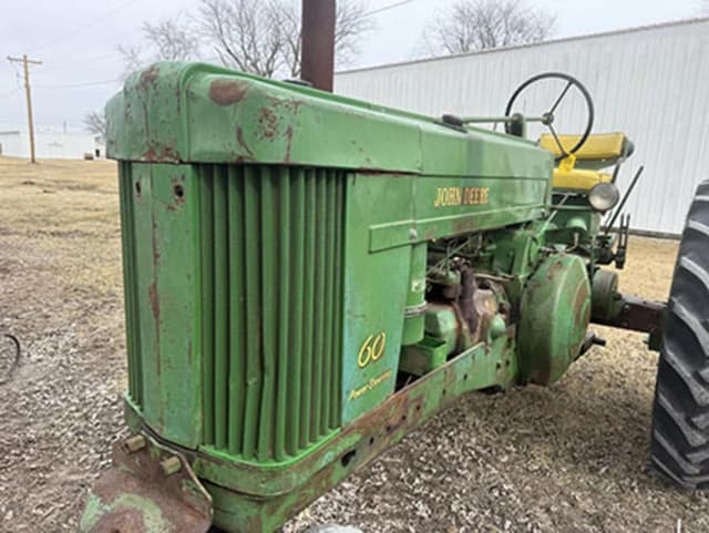 Image of John Deere 60 equipment image 1