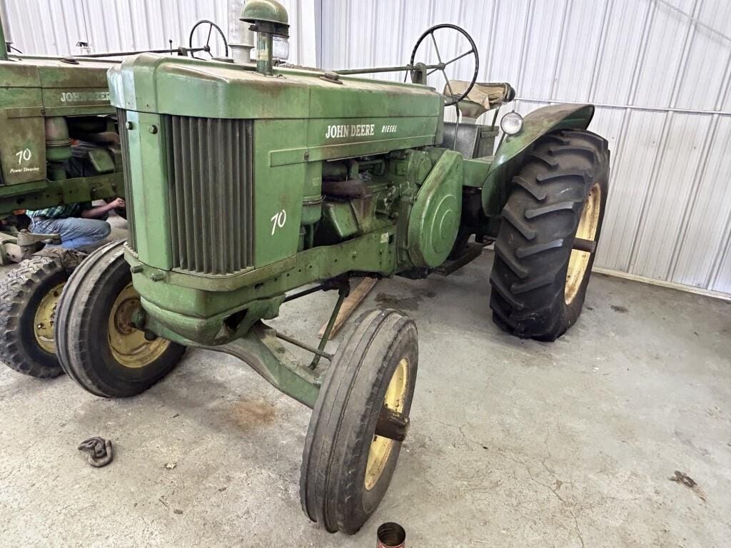 Main image John Deere 70