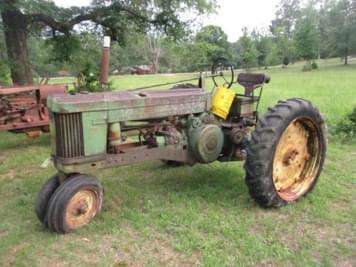 Main image John Deere 50