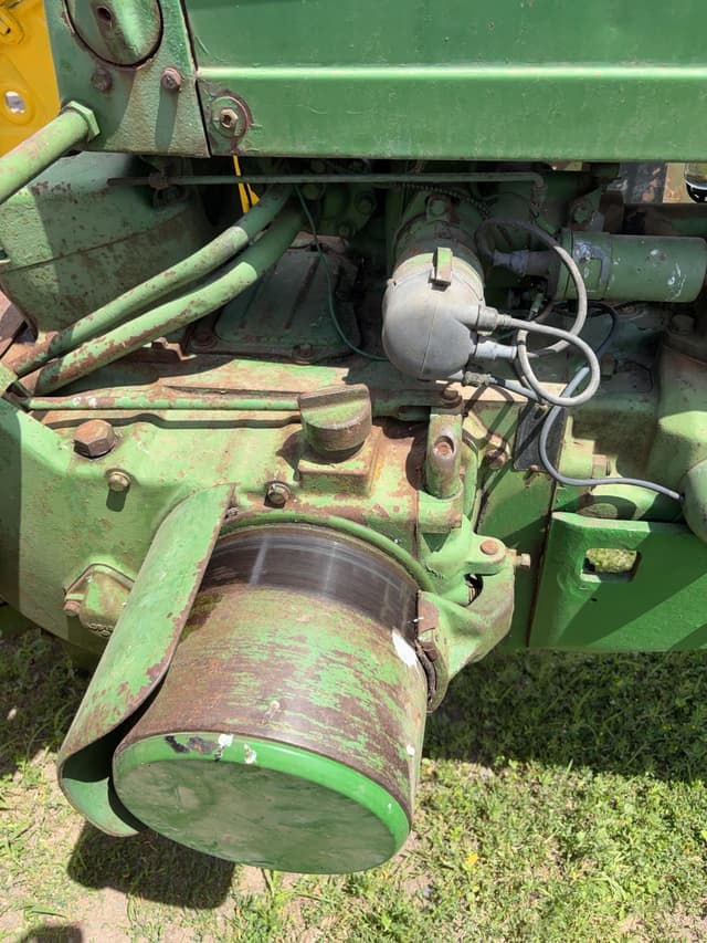 Image of John Deere 50 equipment image 4