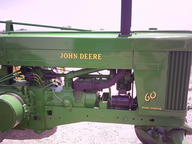 Image of John Deere 60 equipment image 1