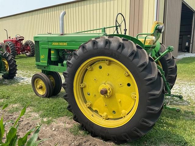 Image of John Deere 60 equipment image 4